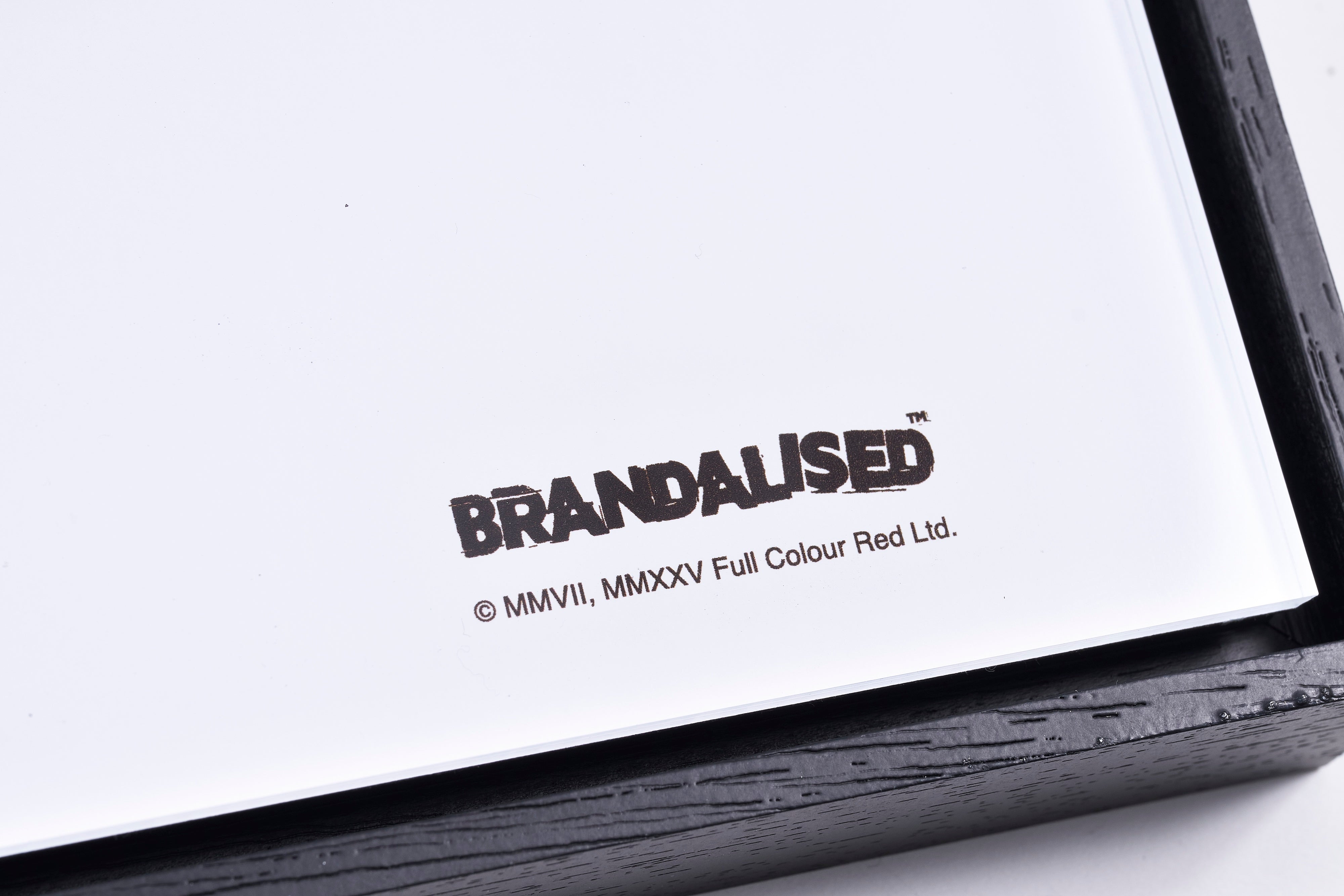 【限定30枚】Love is in the Air / バンクシー