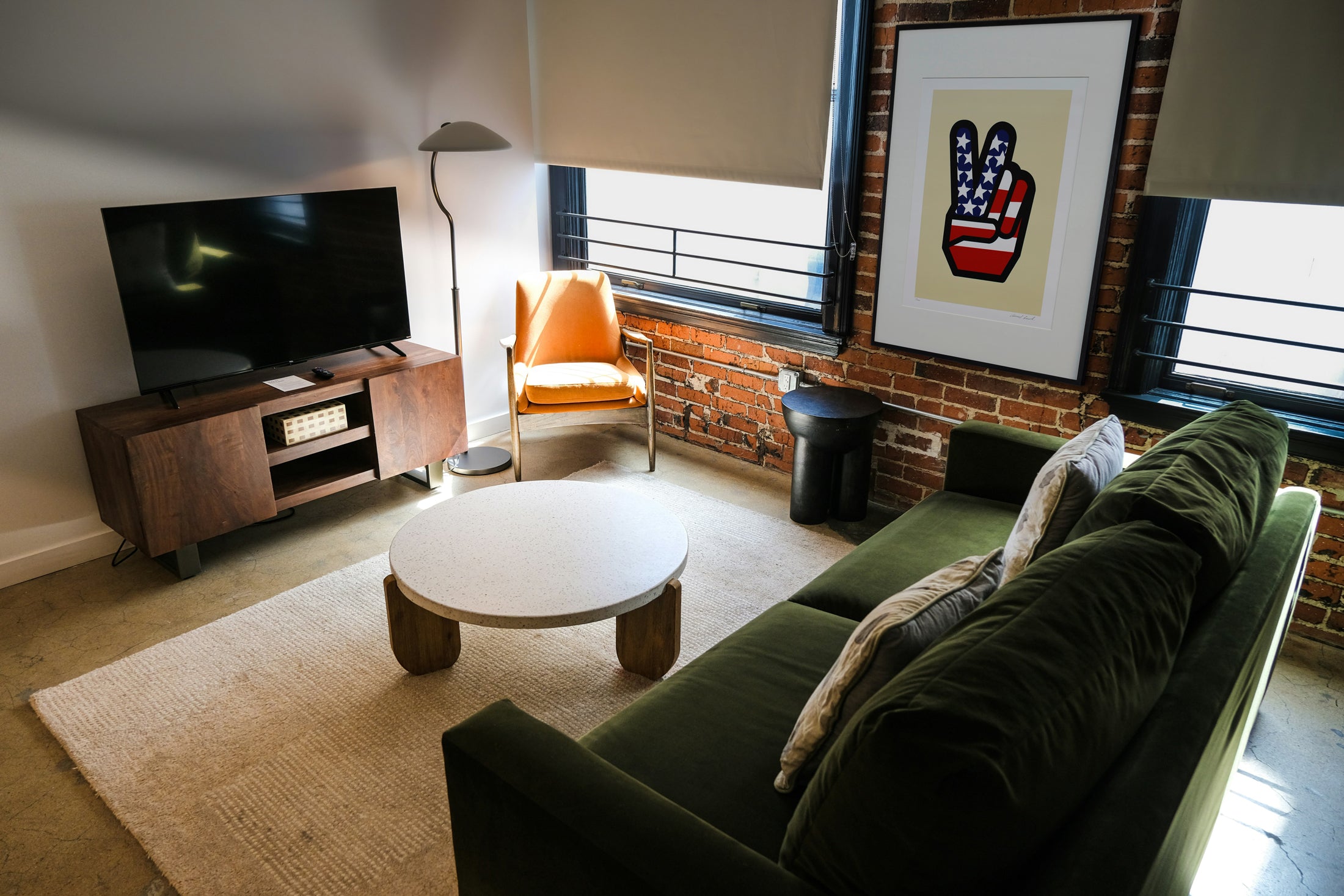 【限定5枚】 TWO FINGER SALUTE / コンラッド・リーチ