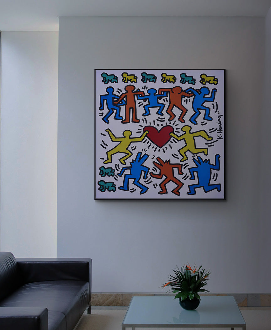 アートが飾られた空間の画像